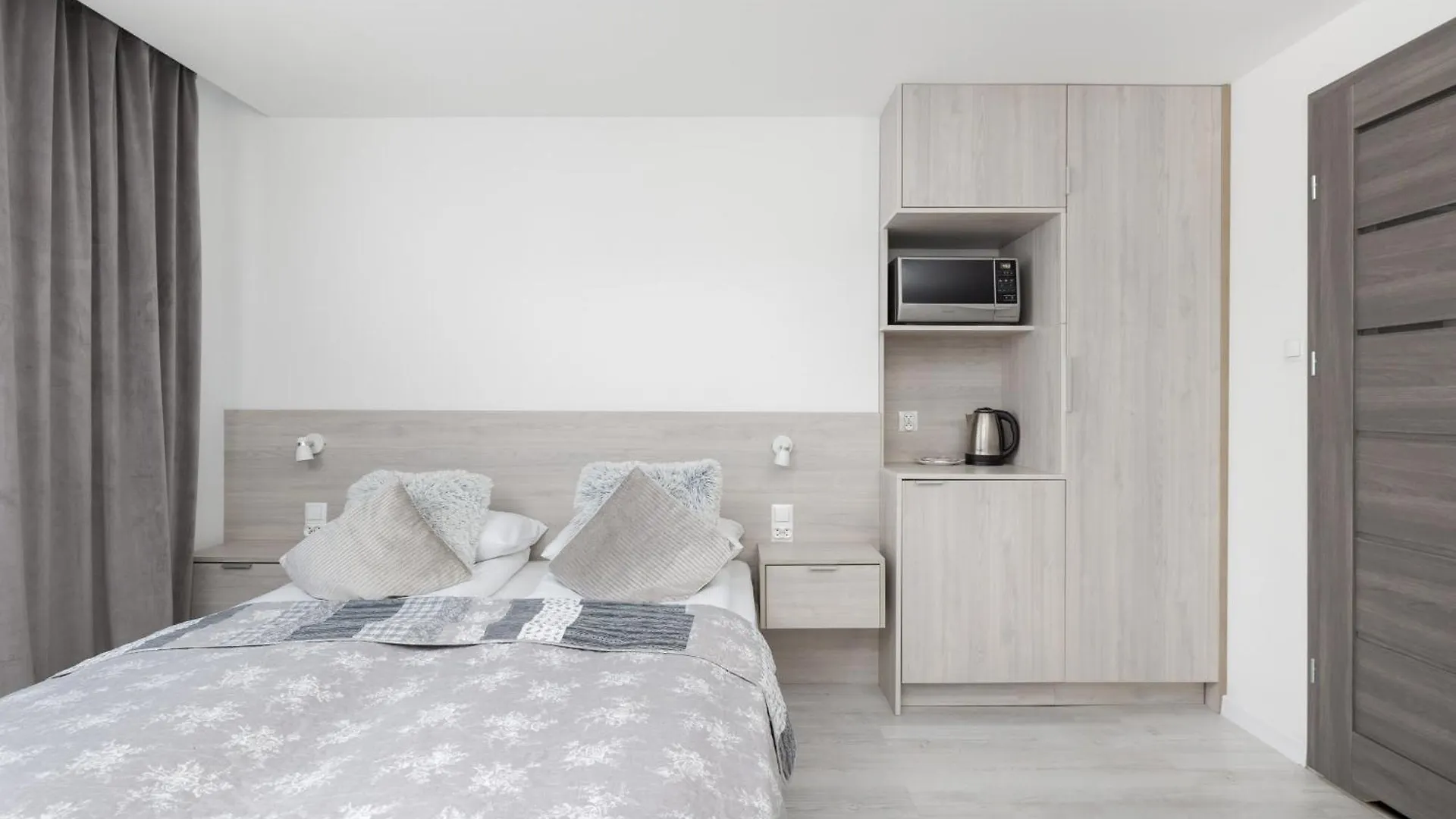 Apartment Jasne I Stylowe Apartamenty Z Balkonem W Kolobrzegu Blisko Plazy By Noclegi Renters