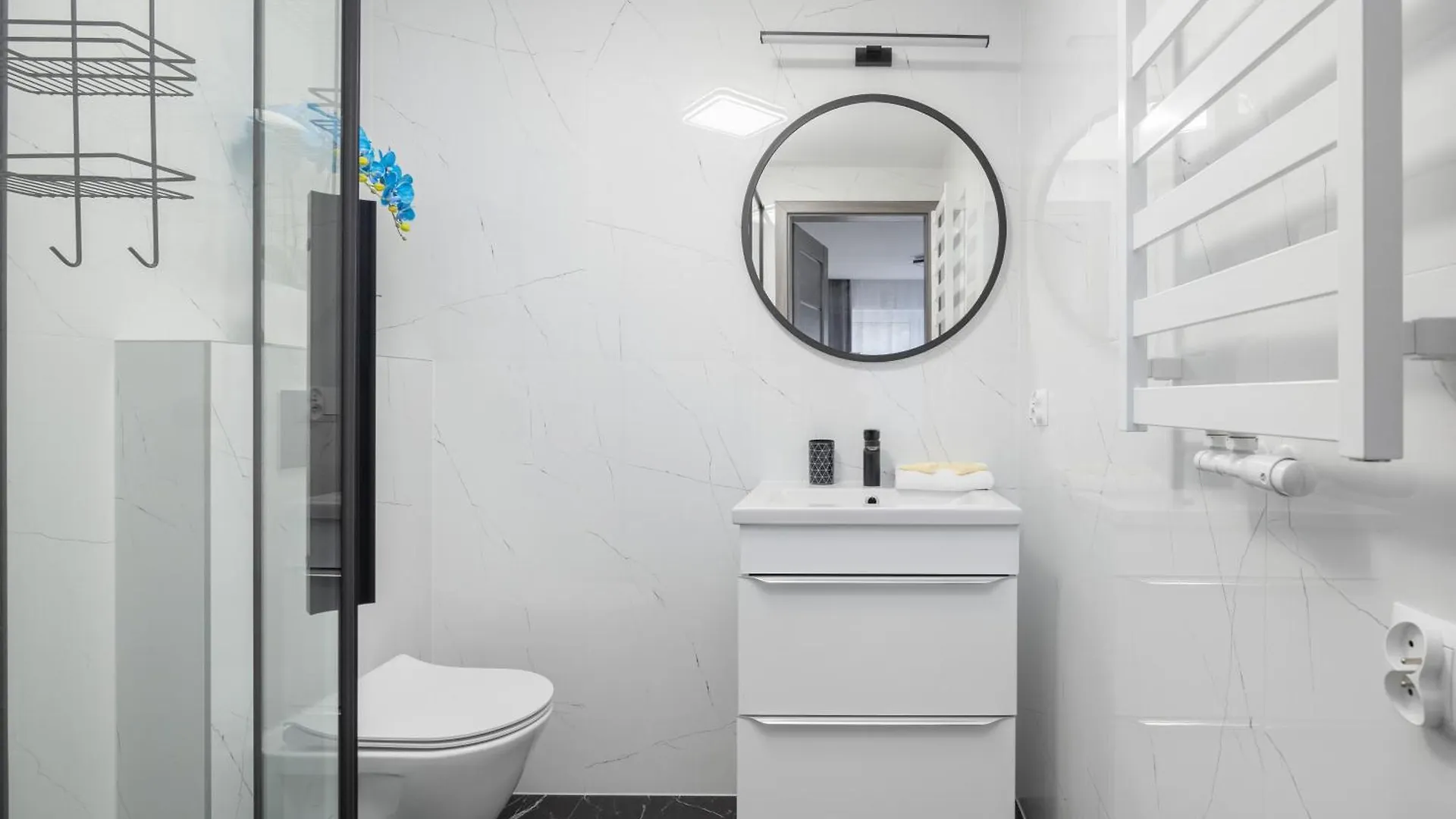 Jasne I Stylowe Apartamenty Z Balkonem W Kolobrzegu Blisko Plazy By Noclegi Renters Apartment Kolobrzeg