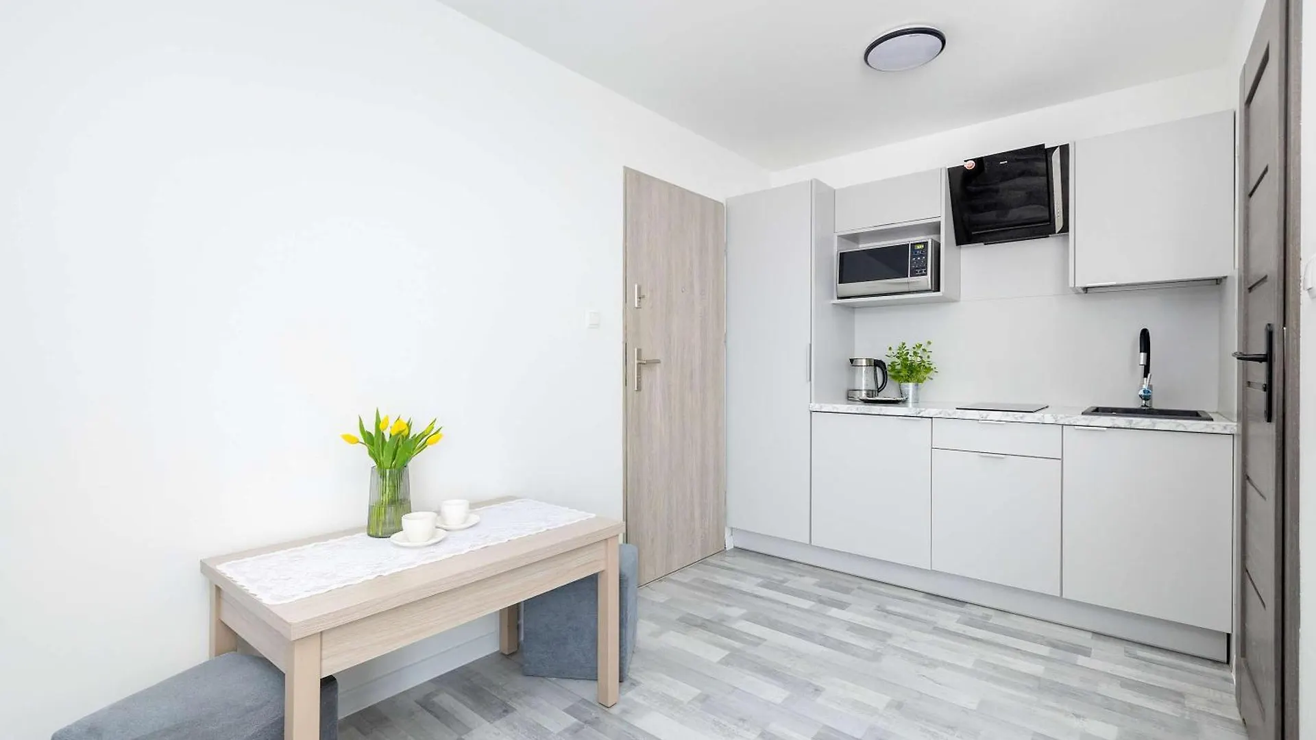 Apartment Jasne I Stylowe Apartamenty Z Balkonem W Kolobrzegu Blisko Plazy By Noclegi Renters Poland