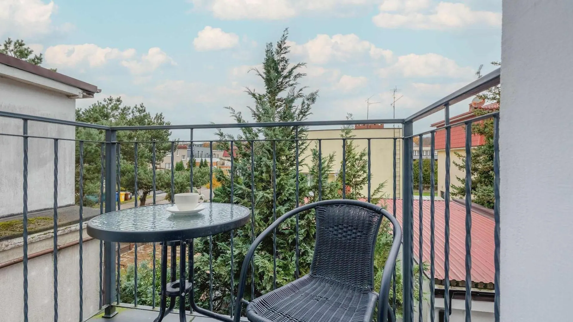 Apartment Jasne I Stylowe Apartamenty Z Balkonem W Kolobrzegu Blisko Plazy By Noclegi Renters