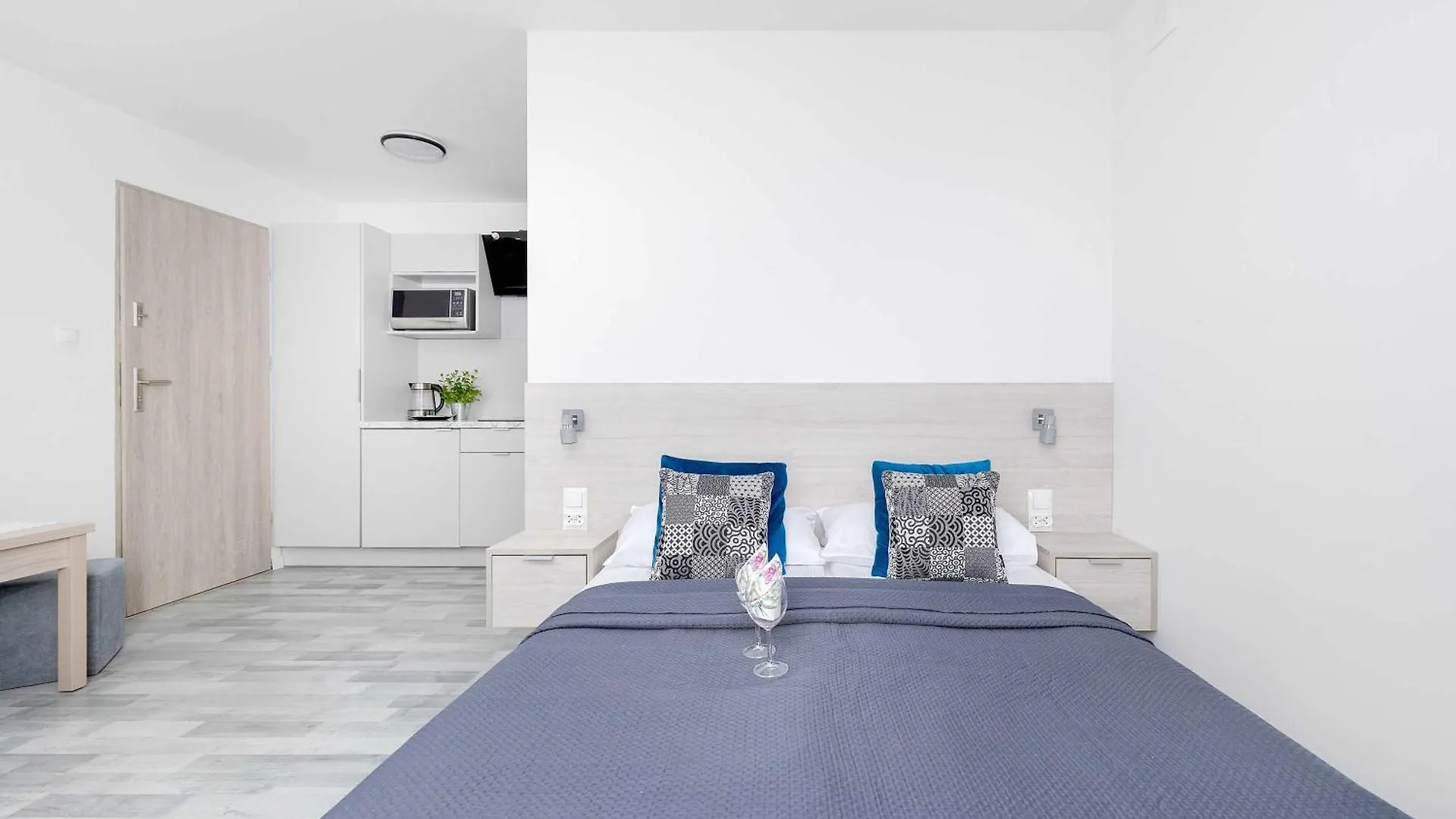 Jasne I Stylowe Apartamenty Z Balkonem W Kolobrzegu Blisko Plazy By Noclegi Renters 0*, Kolobrzeg